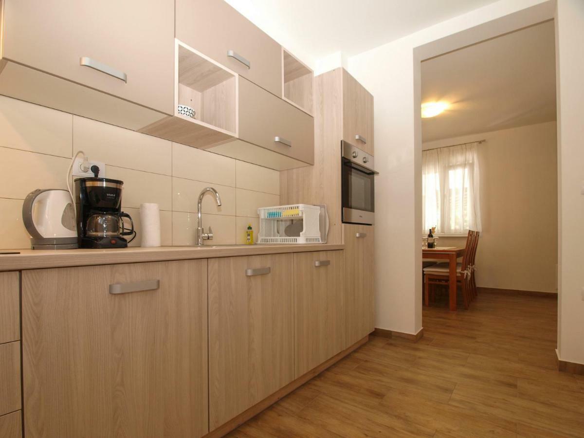 4 Stars Apartments-Pikula Fažana Extérieur photo