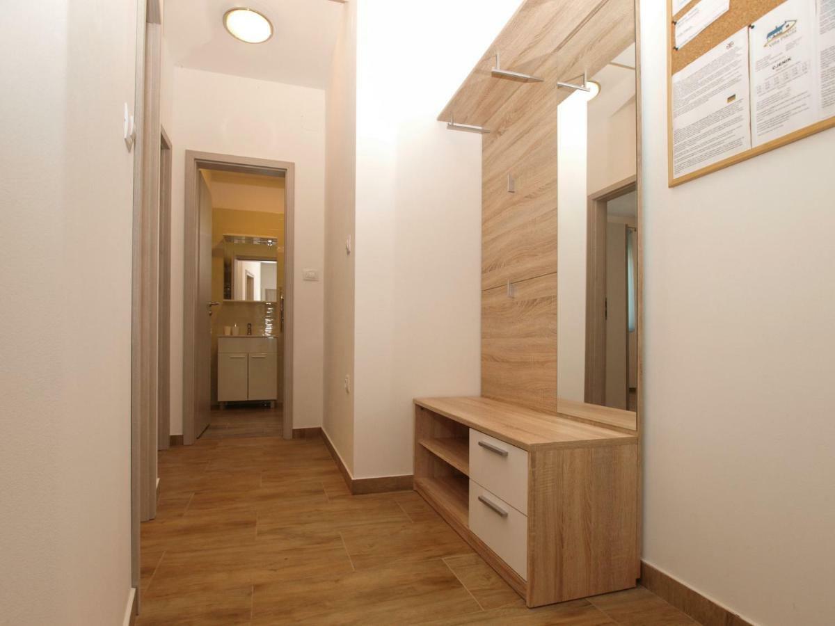 4 Stars Apartments-Pikula Fažana Extérieur photo